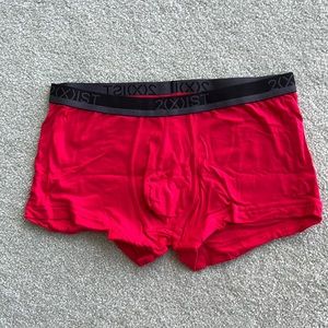 NWOT Men’s 2(X)ist No Show Trunks